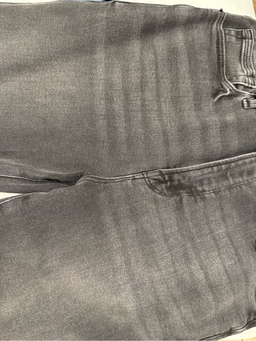 Good American Black Skinny Jeans - Picture 6 of 10